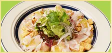 絶品かっぱえびせんと道産タコのサラダ仕立て