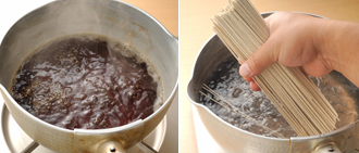 めんつゆは、表示を目安にして、つけつゆくらいの濃さに水で薄め、2カップ分くらいにして鍋に入れる。火にかけて一度煮立たせ、そのまま冷ます。たっぷりの湯を沸かし、袋の表示時間を目安にそばをゆで始める。