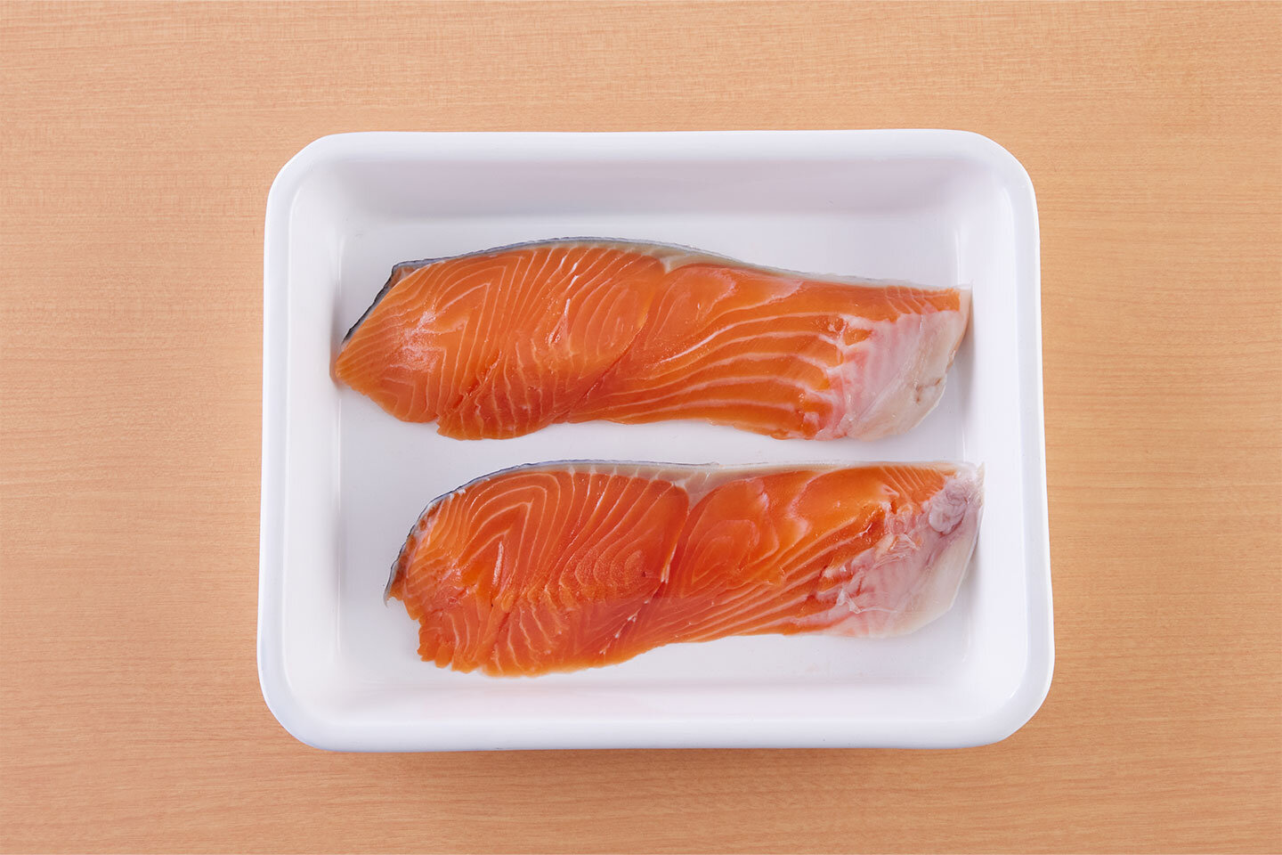 ぶりの代わりに、生鮭の切り身でも同じように作れます。ぶりとはまた違った味わいです。