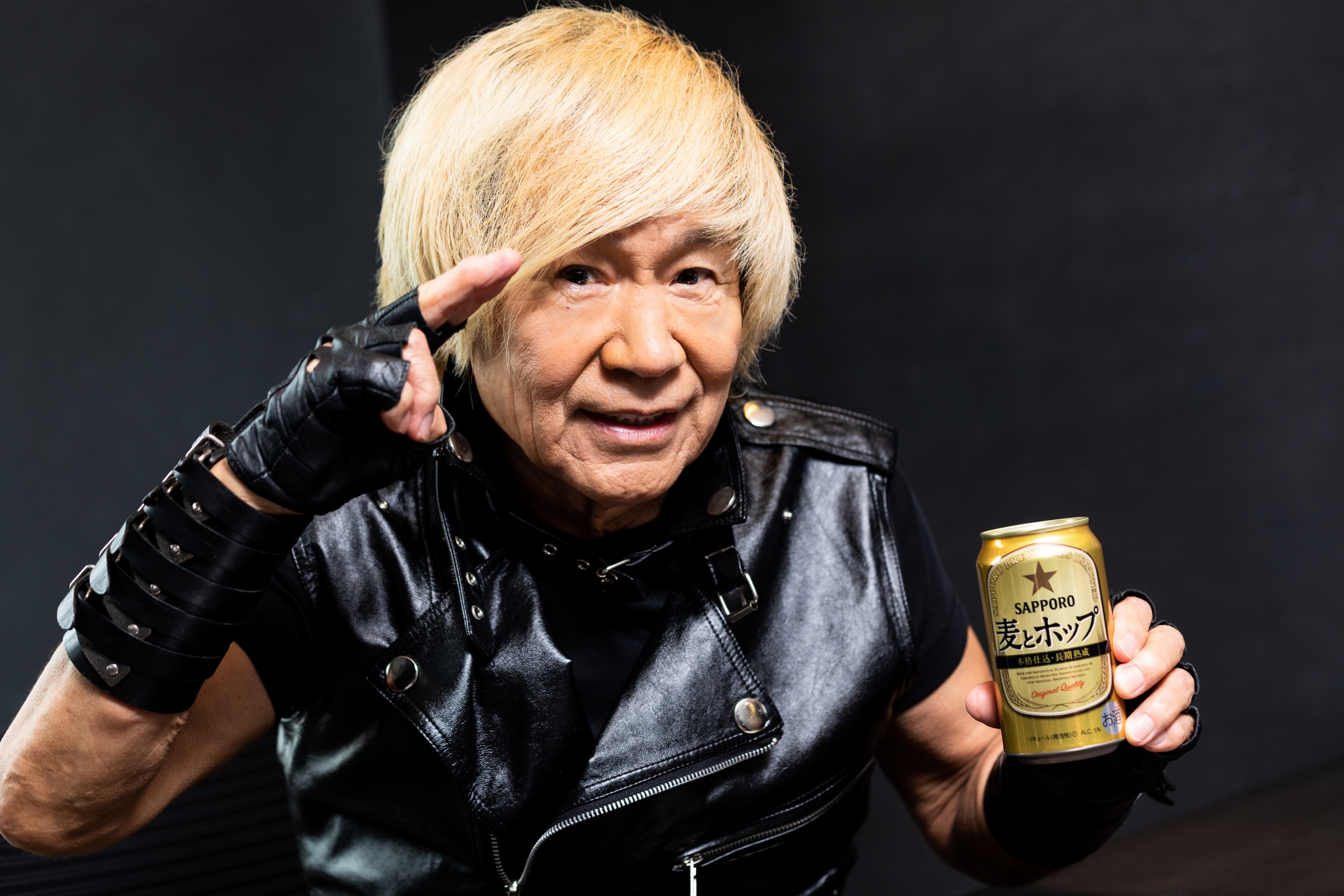 ヒーローソングでお馴染みの串田アキラさんが熱唱！ 「サッポロ 麦と