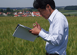 ＜造る＞品種開発・原料調達