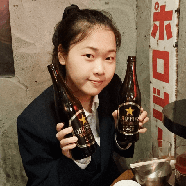 人事 キム ダヘ